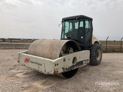 2005 Ingersoll Rand SD-200 DX Smooth Drum Compactor