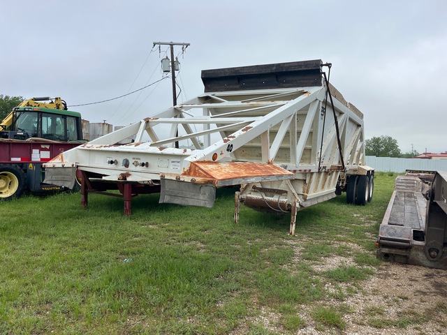 2006 CPS Manac LWBD-240 42 ft T/A Belly Dump Trailer