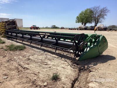 2007 John Deere 635F 35 ft Hydra Flex Combine Header