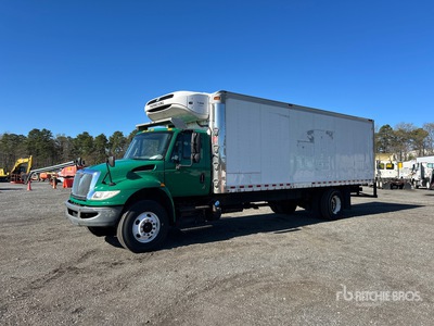 2016 International 4300 4x2 Refrigerated Truck