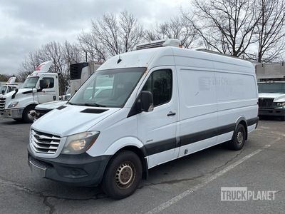 2014 Freightliner Sprinter 4x2 Refrigerated Truck