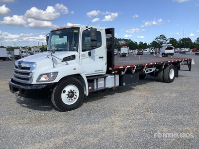 2019 Hino 338 4x2 Flatbed Truck