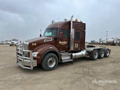 2015 Kenworth T880 8x6 Tri/A Sleeper Truck Tractor