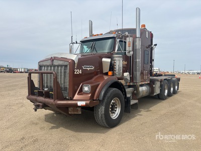 2007 Kenworth T800B Wide Hood 8x6 Sleeper Texas Bed Winch Truck