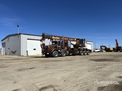 Manitex 4596 45 ton Straight Boom on 2007 Kenworth T800B 10x6 Twin-Steer Sleeper Crane Truck