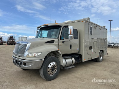 2007 International 4400 SBA 4x2 Extended Cab Wireline Logging Truck