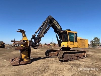 2002 Tigercat 860 Track Feller Buncher