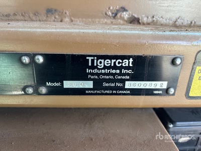 2002 Tigercat 860 Track Feller Buncher