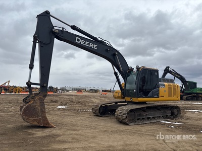 2013 John Deere 210G Excavadora de Cadenas