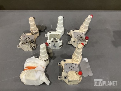 (5) 4308225-1 Hydraulic Manifold Assemblies