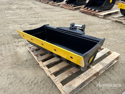 Dynamic Entities 44 in Tilting Clean Up Excavator Bucket