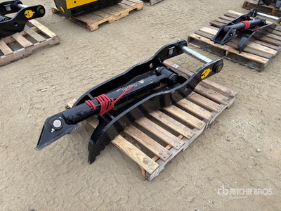 Dynamic Entities 12T-65 58 in Hydraulic Excavator Thumb (Unused)