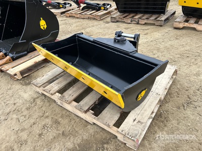 Dynamic Entities 44 in Tilting Clean Up Excavator Bucket
