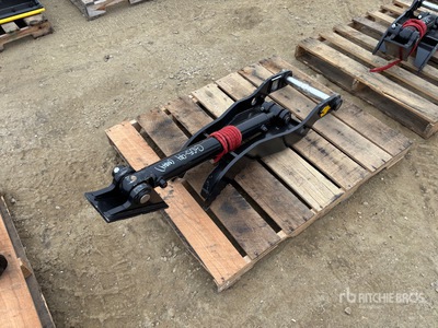 Dynamic Entities 49 in Hydraulic Excavator Thumb