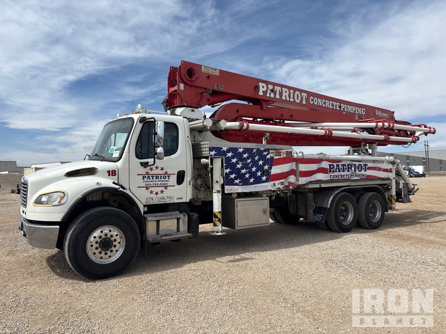 2014 Alliance  38R 38 m on 2015 Freightliner M2 106 6x4 Concrete Pump Truck