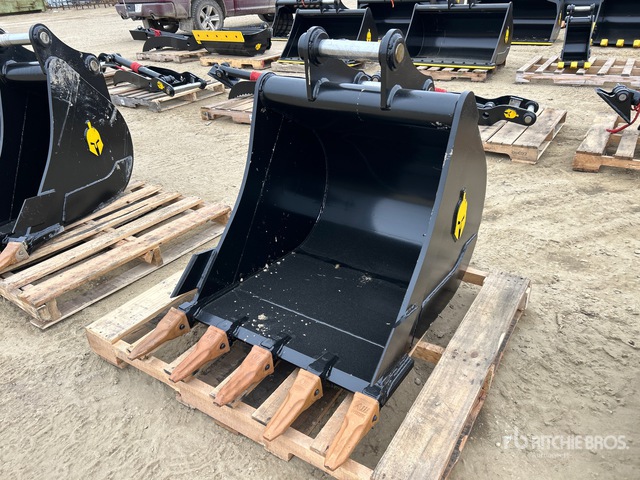Dynamic Entities 28 in Digging Excavator Bucket | Ritchie Bros. Auctioneers