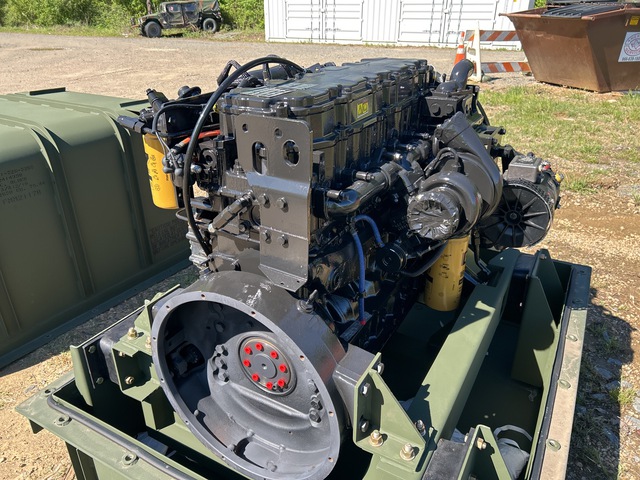 Cat C7 Turbo Diesel Engine w/Container Cat C7 Turbo Diesel Engine w/Container