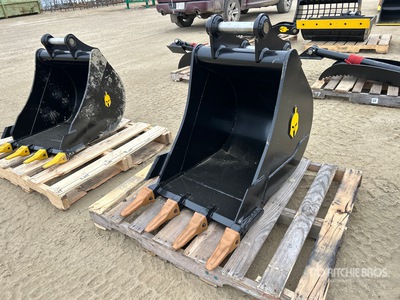 Dynamic Entities 22 in Digging Excavator Bucket