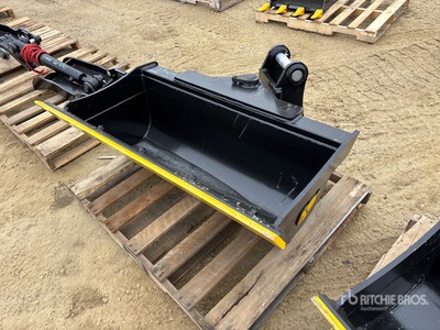 Dynamic Entities 48 in Hydraulic Tilting Excavator Bucket