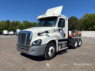 2017 Freightliner Cascadia 125 6x4 Cabeza Tractora Cabina Corta