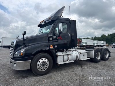 2018 Freightliner Cascadia 125 T/A Day Cab Truck Tractor