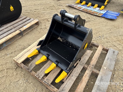 Dynamic Entities 23 in Digging Excavator Bucket
