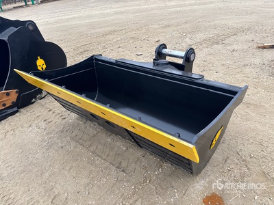 Dynamic Entities 71 in Tilting Excavator Bucket