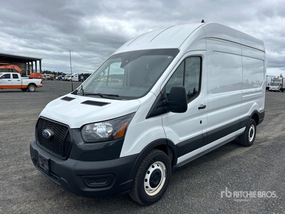2021 Ford Transit 250 فان نقل