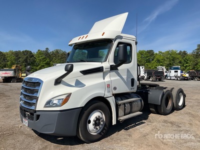 2019 Freightliner Cascadia 126 6x4 تراكتور شاحنة نهارية (ثنائية المحور)