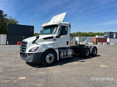 2019 Freightliner Cascadia 126 6x4 T/A Day Cab Truck Tractor