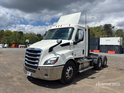 2020 Freightliner Cascadia 116 6x4 T/A Day Cab Truck Tractor