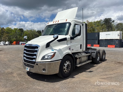 2020 Freightliner Cascadia 116 6x4 Day Cab Truck Tractor