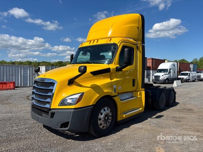 2020 Freightliner Cascadia 126 6x4 T/A Dagcabine Trekker