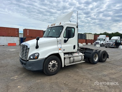 2018 Freightliner Cascadia 125 6x4 3-Achs Sattelzugmaschine