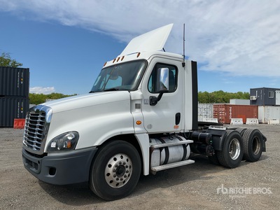 2018 Freightliner Cascadia 125 トラックトラクター（T/A）