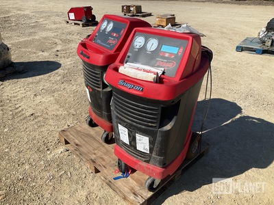 (2) Snap-On KOOLKARE PLUS Refrigerant Recovery, Recycling & Recharging Stations