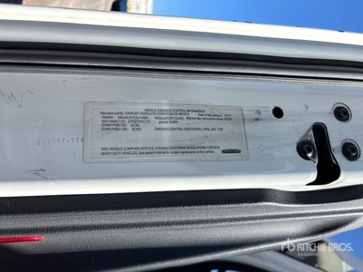 2018 Freightliner Cascadia 126 6x4 トラックトラクター（T/A）