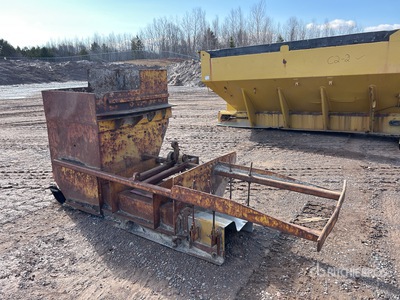 Curb and Gutter Machine