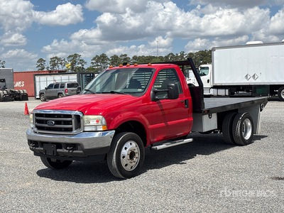 2004 Ford F-450 XL 4x2 Flatbed Truck