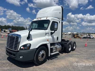 2017 Freightliner Cascadia 125 6x4 T/A Day Cab Truck Tractor