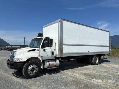 2019 International 4300 4x2 Gesloten vrachtwagen
