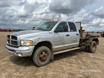 2004 Dodge Ram 3500 4x4 Extended Cab Flatbed Truck