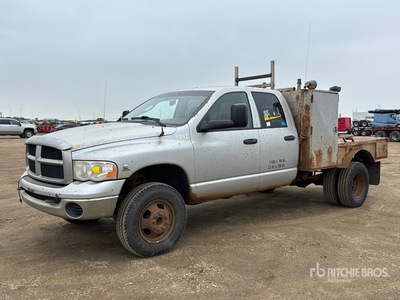 2005 Dodge Ram 3500 4x4 Crew Cab Flatbed Truck
