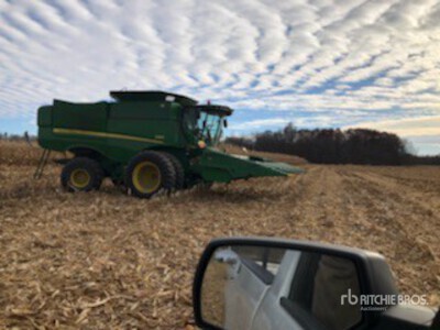 2014 John Deere S660 Cosechadora