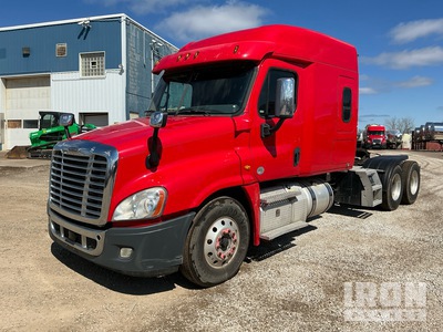 2018 Freightliner Cascadia 125 6x4 T/A Sleeper Truck Tractor