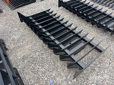 2025 Kit Containers QT-RR-70 70 in Skid Steer Root Rake (Unused)