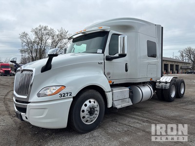 2019 International LT625 6x4 Tracteur routier couchette