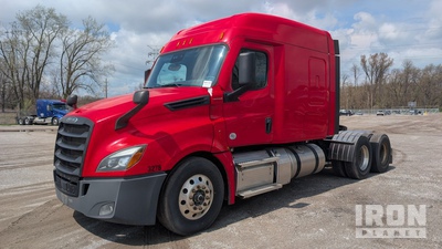 2020 Freightliner Cascadia 126 6x4 T/A Sleeper Truck Tractor