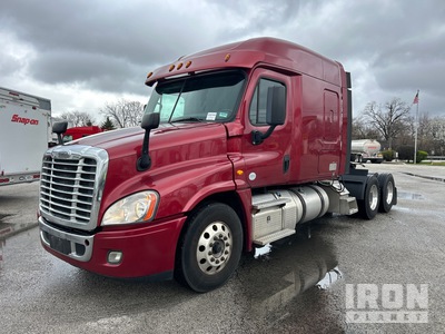 2018 Freightliner Cascadia 6x4 T/A Sleeper Truck Tractor