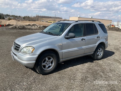1999 Mercedes-Benz ML320 AWD SUV